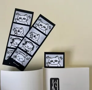 Cat photobooth bookmark