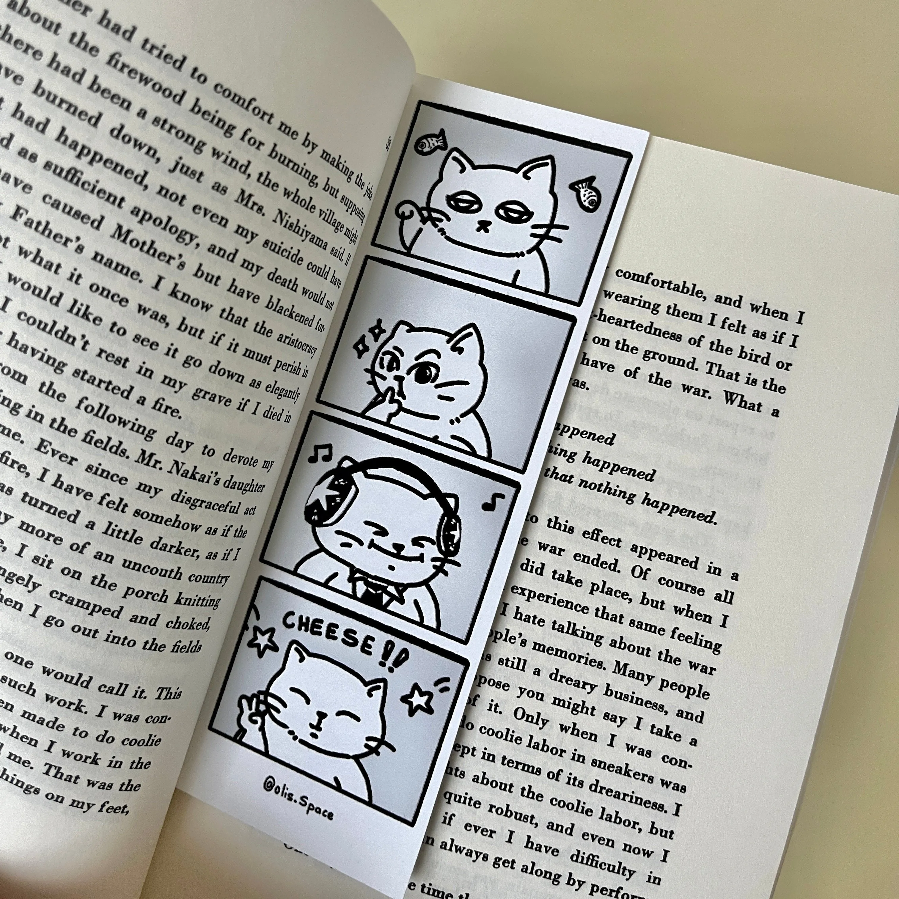Cat photobooth bookmark
