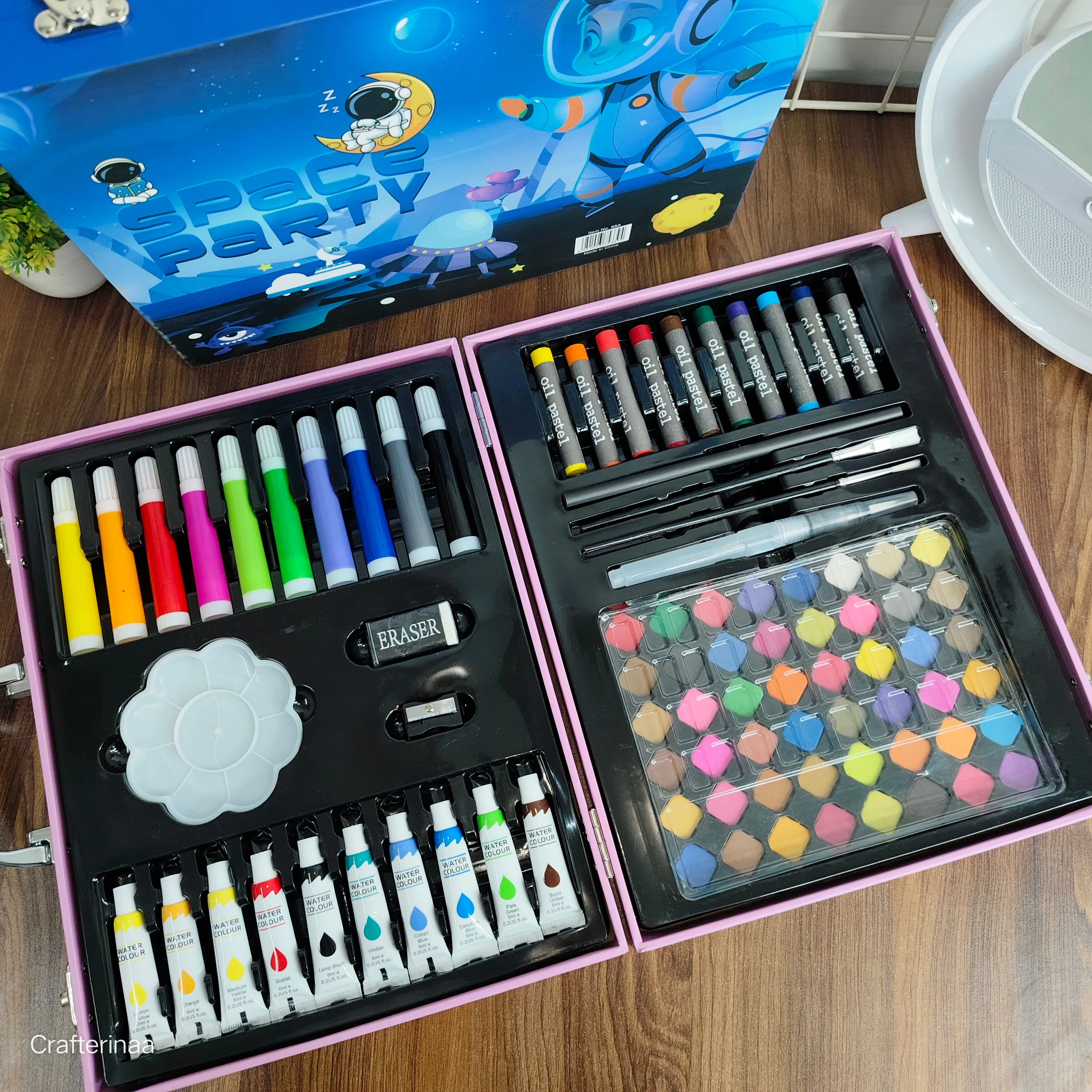Colour set brief case